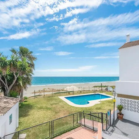 アパート Belen Beach, Beachfront Duplex In エステポナ