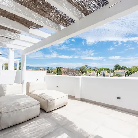 Belen Beach, Beachfront Duplex In エステポナ