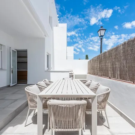 Belen Beach, Beachfront Duplex In アパート
